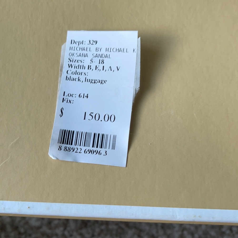 Michael Michael Kors Oksana Sandal - Picture 16 of 16